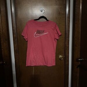 Nike T-shirt